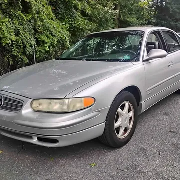 2004 Buick Regal LS Sedan 4D