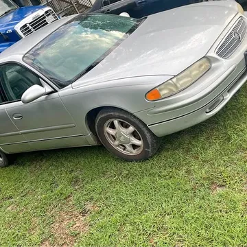2004 Buick Regal LS Sedan 4D