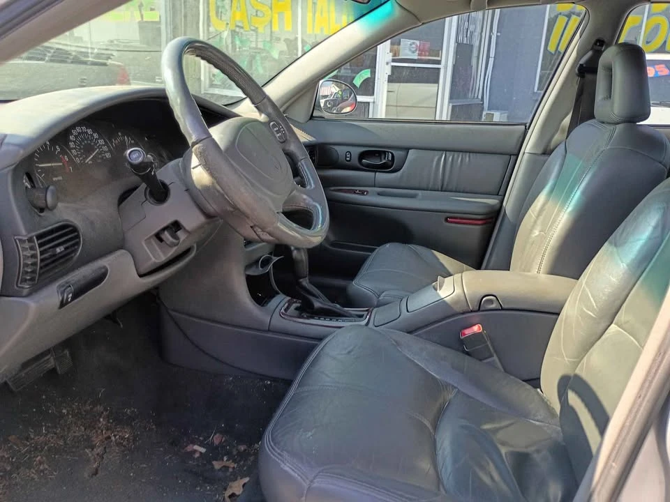 2004 Buick Regal - Image 6 of 10