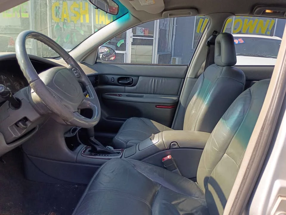 2004 Buick Regal - Image 7 of 10