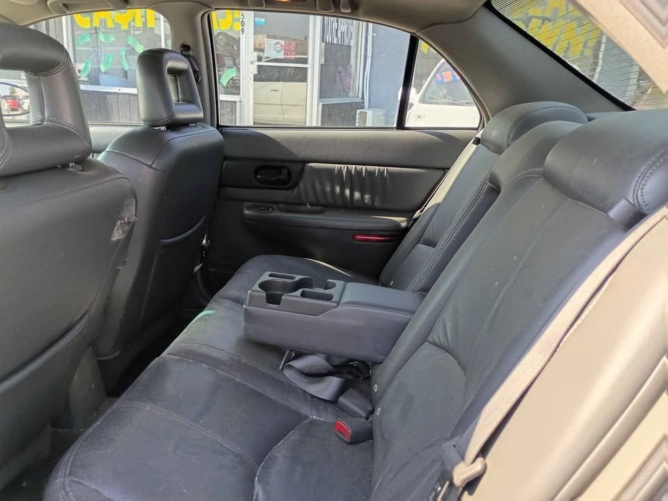 2004 Buick Regal - Image 8 of 10