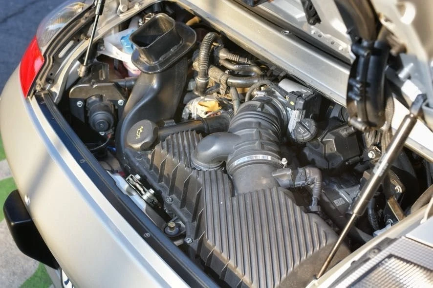 2004 Porsche 996 Carrera 4S - Image 9 of 14