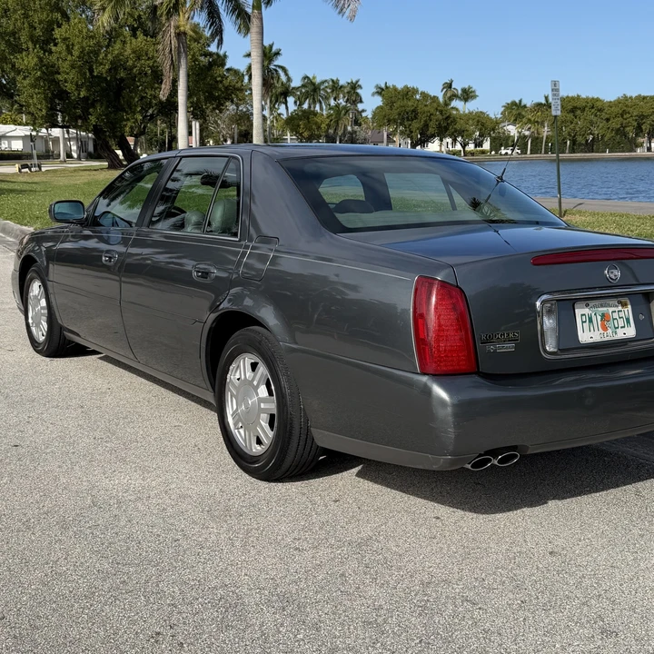 2004 Cadillac DeVille 8th Gen - Image 3 of 12