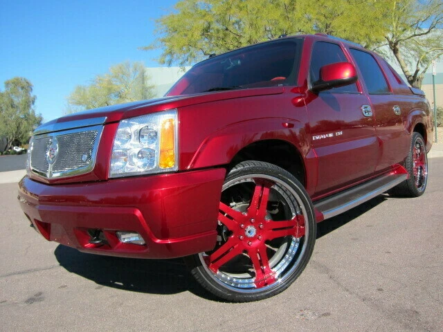 2004 Cadillac Escalade & EXT 2nd Gen - Image 2 of 3