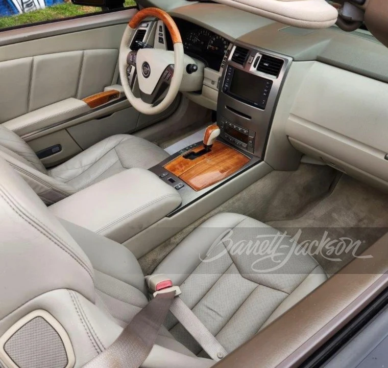 2004 Cadillac XLR - Image 4 of 9