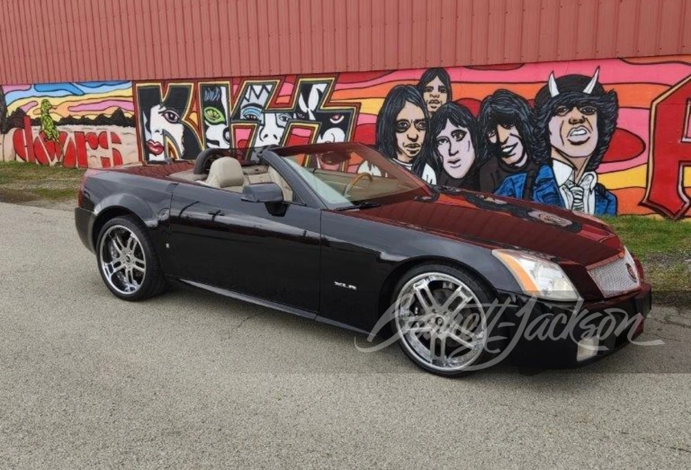 2004 Cadillac XLR - Image 8 of 9