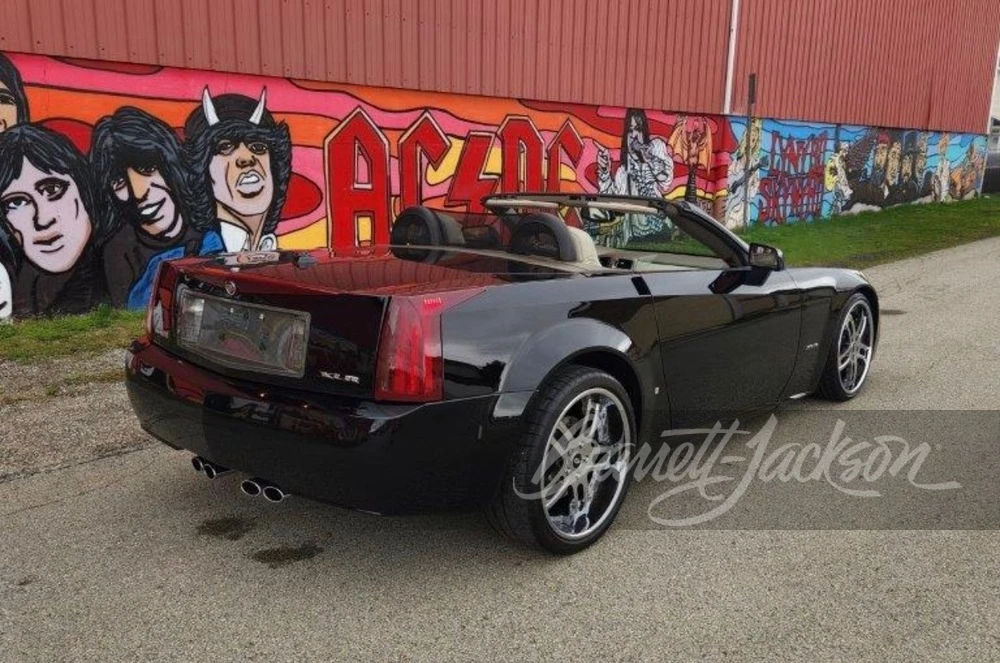 2004 Cadillac XLR - Image 9 of 9