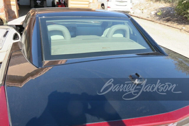 2004 Cadillac XLR - Image 8 of 23