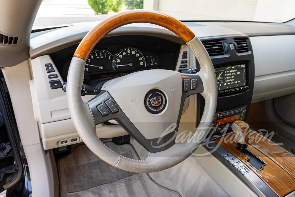 2004 Cadillac XLR - Image 14 of 24