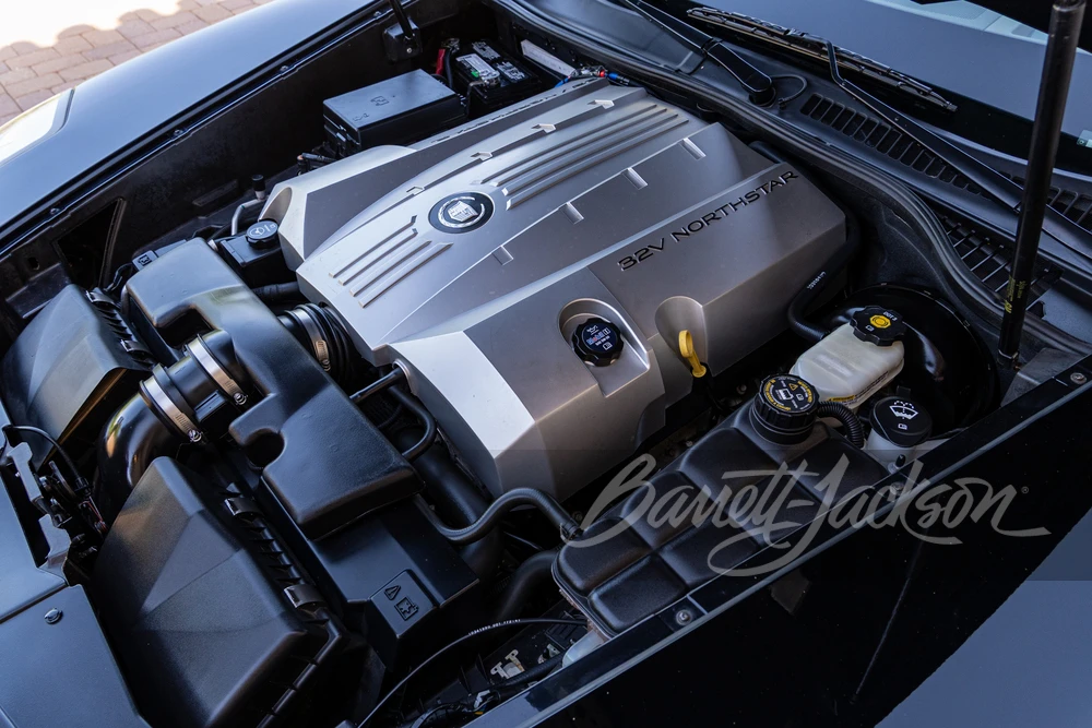 2004 Cadillac XLR - Image 5 of 24