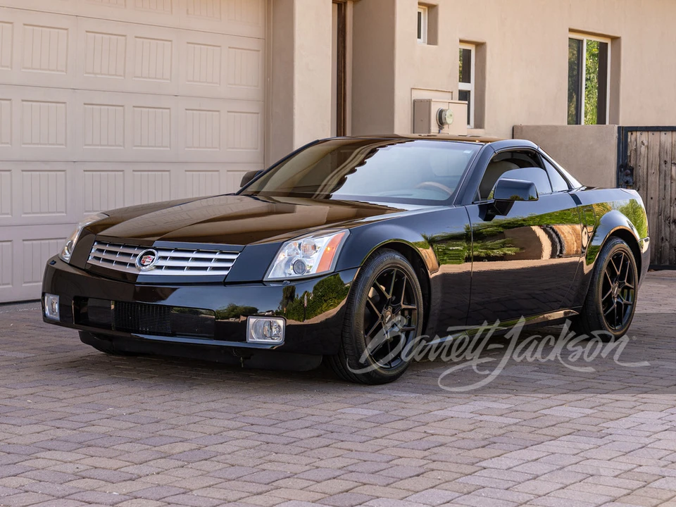 2004 Cadillac XLR - Image 19 of 24