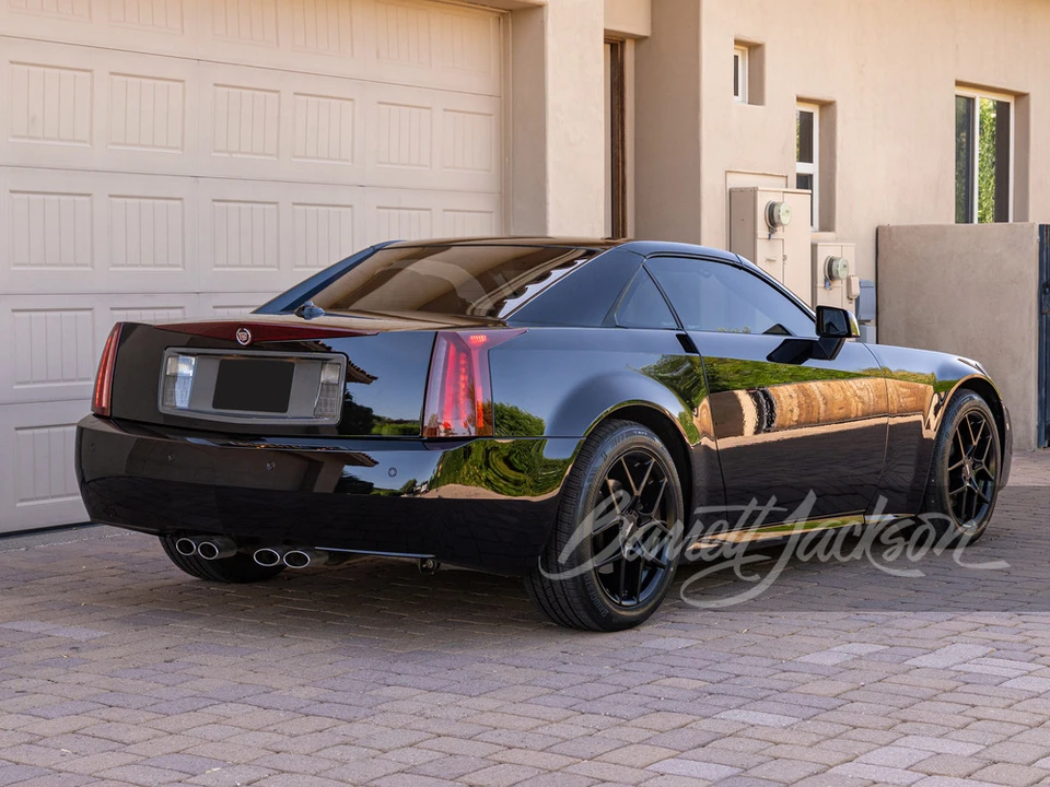 2004 Cadillac XLR - Image 6 of 24
