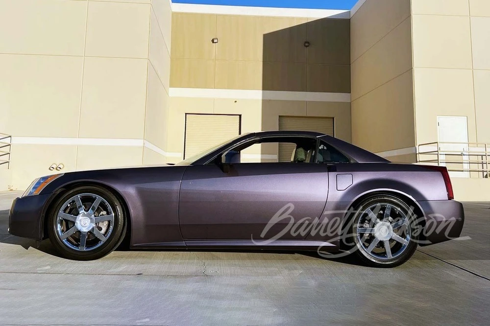 2004 Cadillac XLR - Image 7 of 11