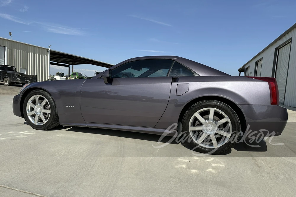 2004 Cadillac XLR - Image 21 of 21