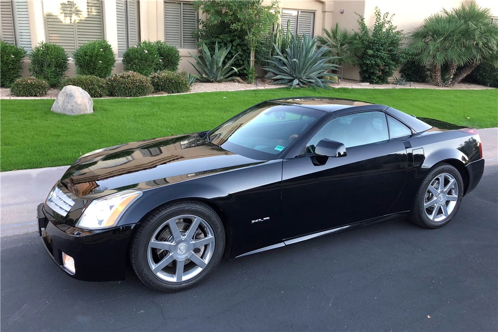 2004 Cadillac XLR - Image 2 of 6