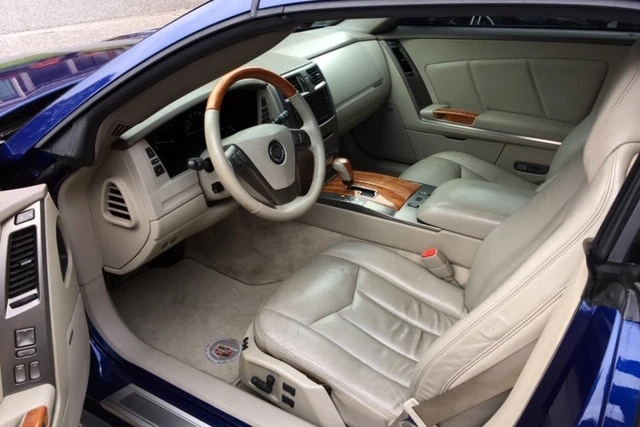 2004 Cadillac XLR - Image 4 of 6