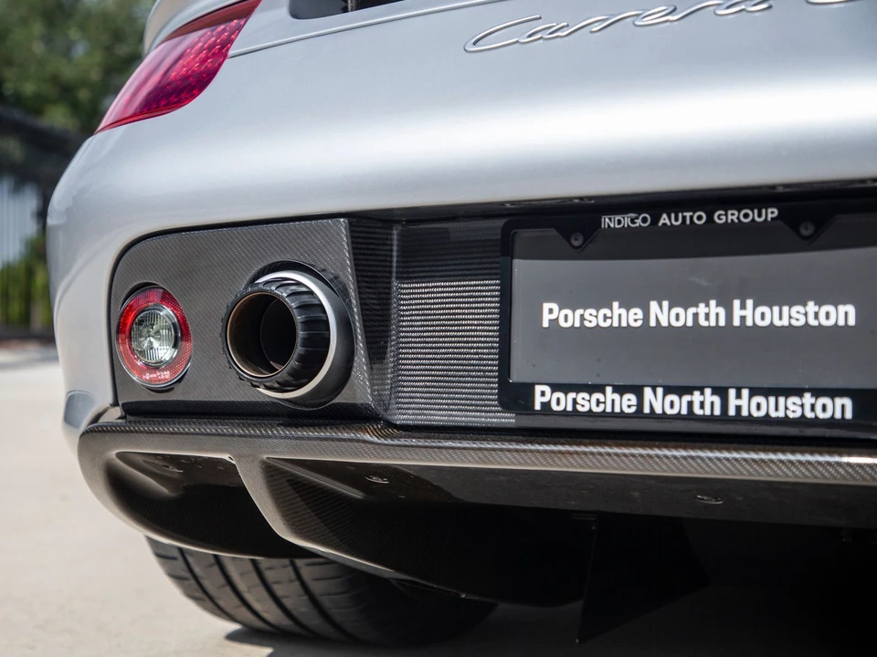 2004 Porsche Carrera GT - Image 16 of 31
