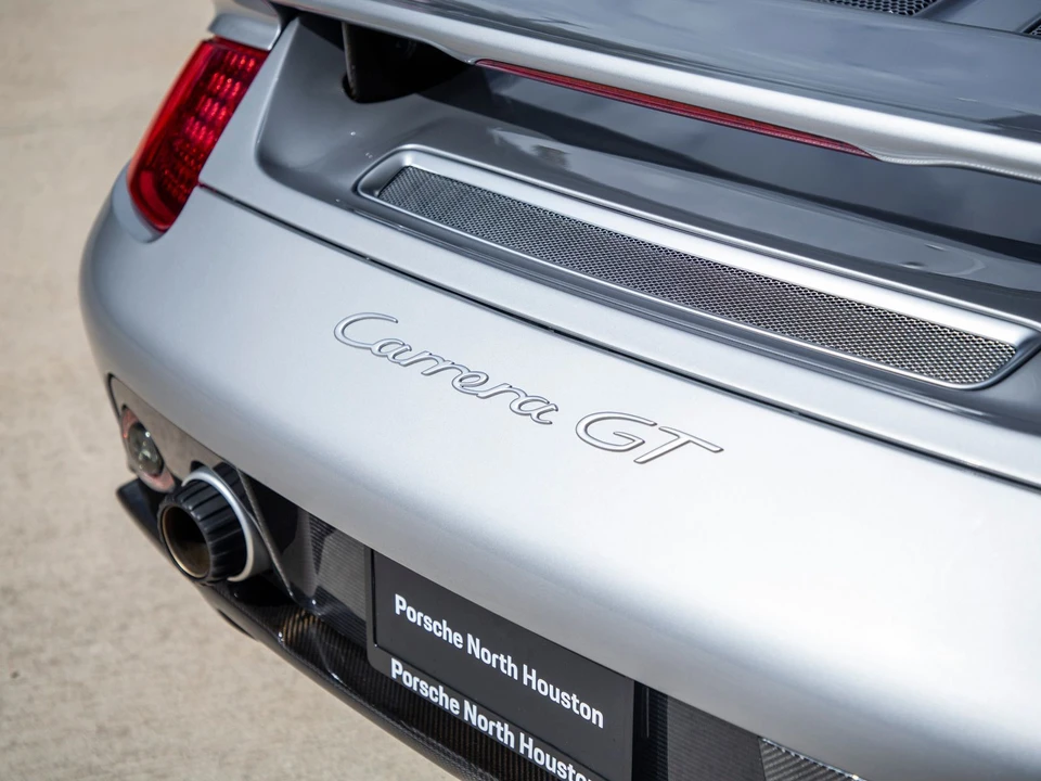 2004 Porsche Carrera GT - Image 10 of 31
