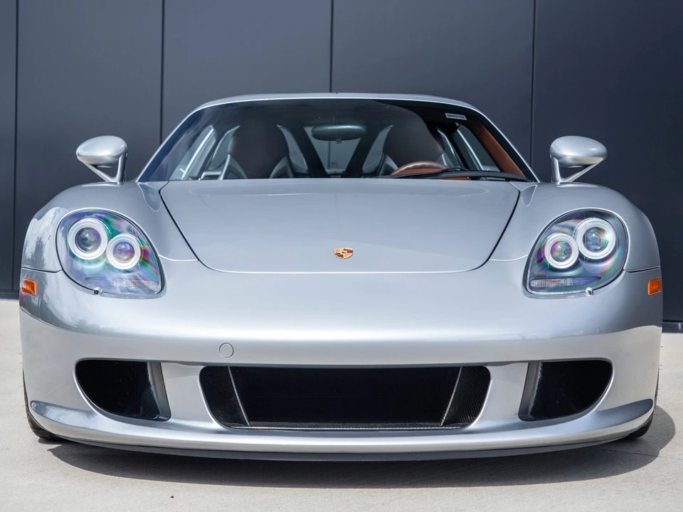 2004 Porsche Carrera GT - Image 2 of 31