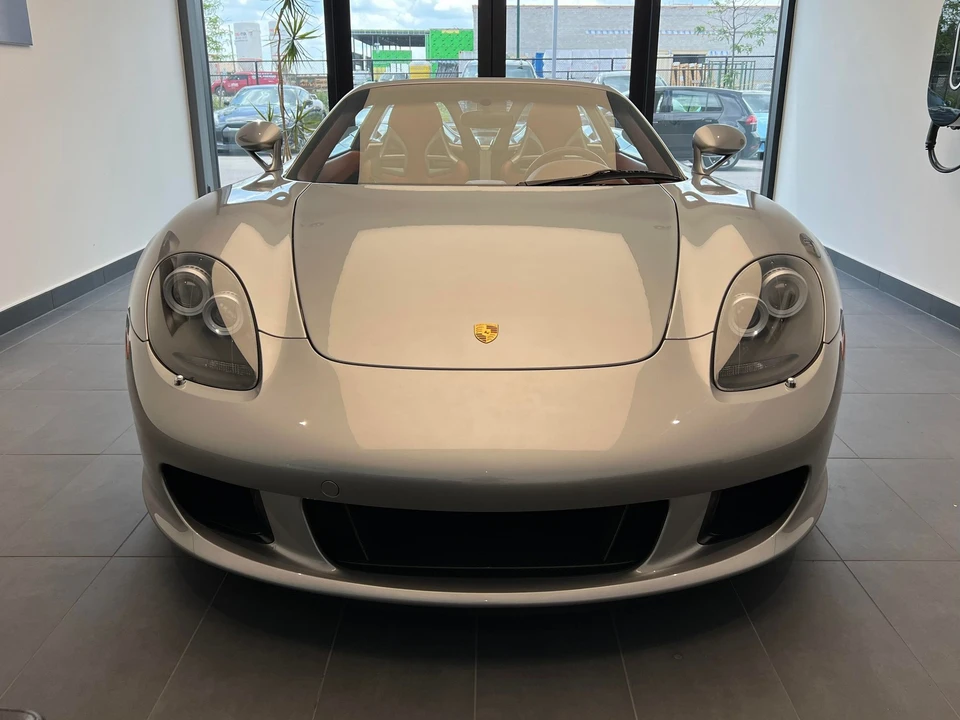 2004 Porsche Carrera GT - Image 2 of 19