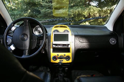 2004 Chevrolet Aveo/Sonic - Image 3 of 4