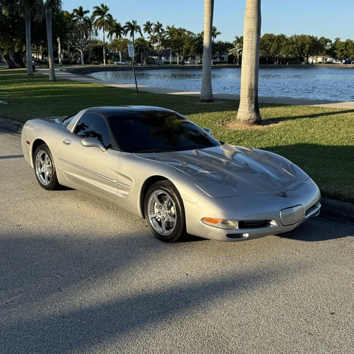2004 Chevrolet Corvette C5 - Image 2 of 12