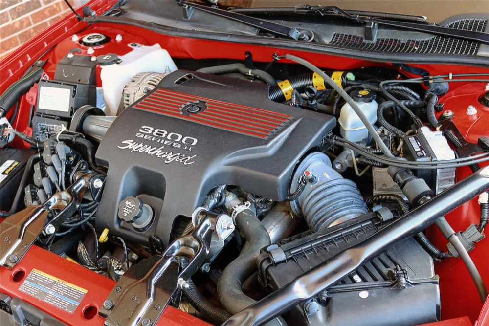 2004 Chevrolet Monte Carlo 6th Gen - Image 3 of 6