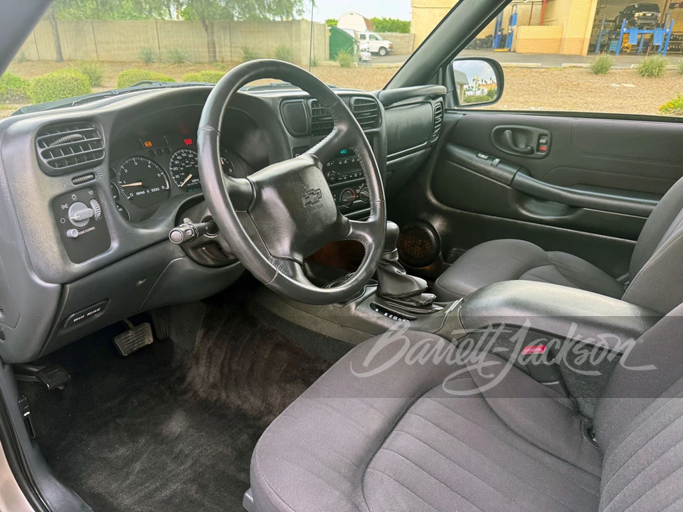 2004 Chevrolet S-10 - Image 4 of 14