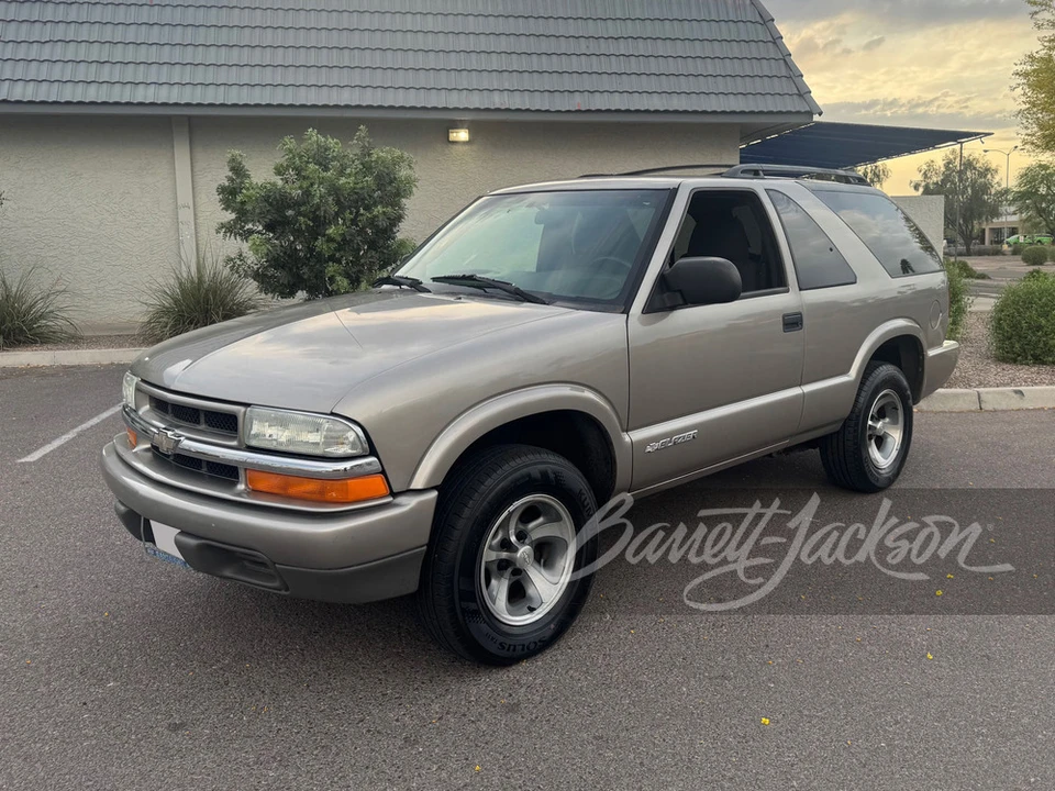 2004 Chevrolet S-10 - Image 12 of 14