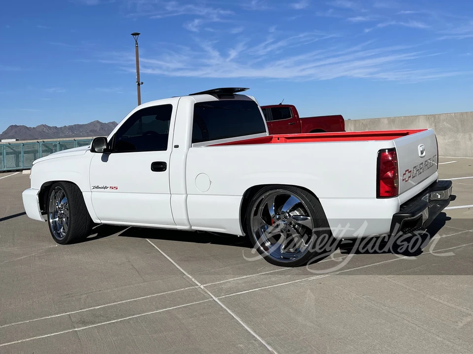 2004 Chevrolet Silverado 1st Gen - Image 2 of 19