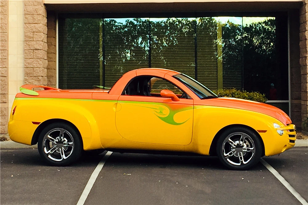 2004 Chevrolet SSR - Image 7 of 7