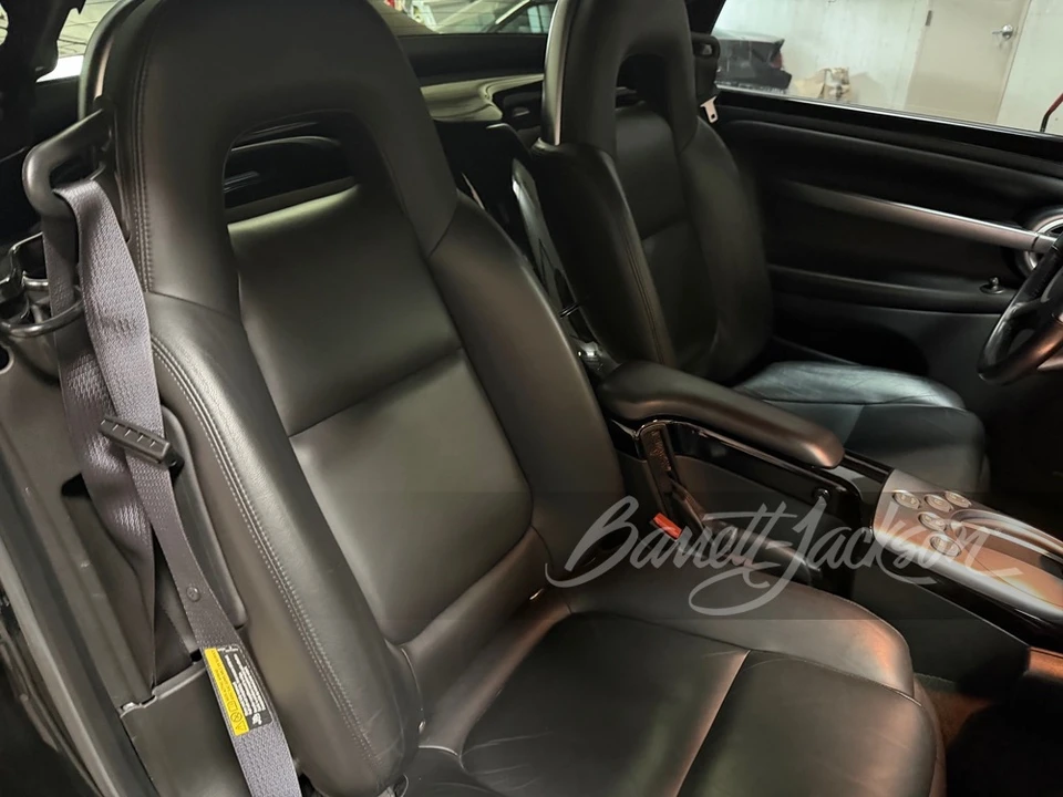 2004 Chevrolet SSR - Image 7 of 18