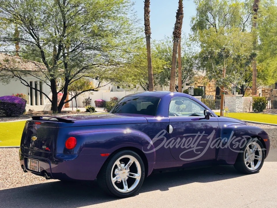 2004 Chevrolet SSR - Image 21 of 23