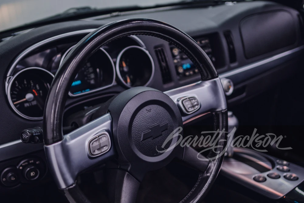 2004 Chevrolet SSR - Image 4 of 11