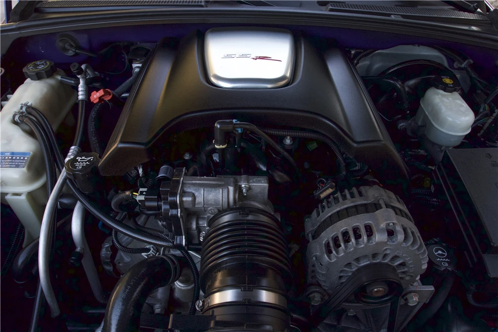 2004 Chevrolet SSR - Image 3 of 5