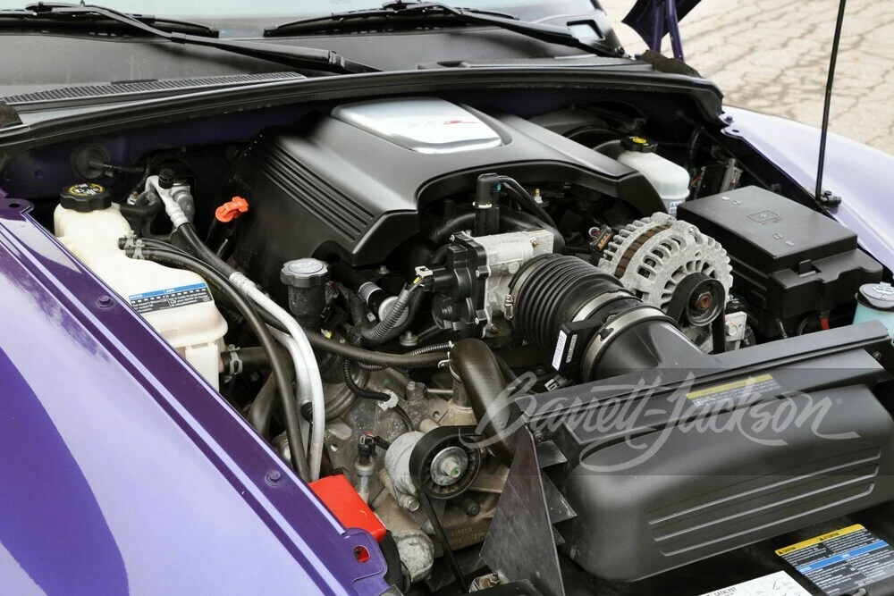 2004 Chevrolet SSR - Image 2 of 23
