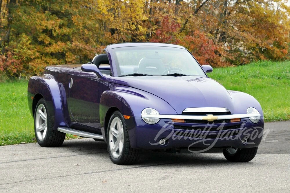 2004 Chevrolet SSR - Image 9 of 23