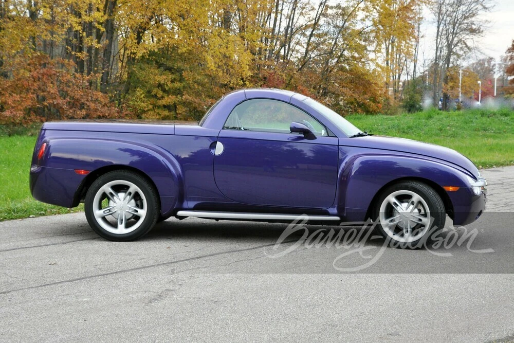 2004 Chevrolet SSR - Image 23 of 23