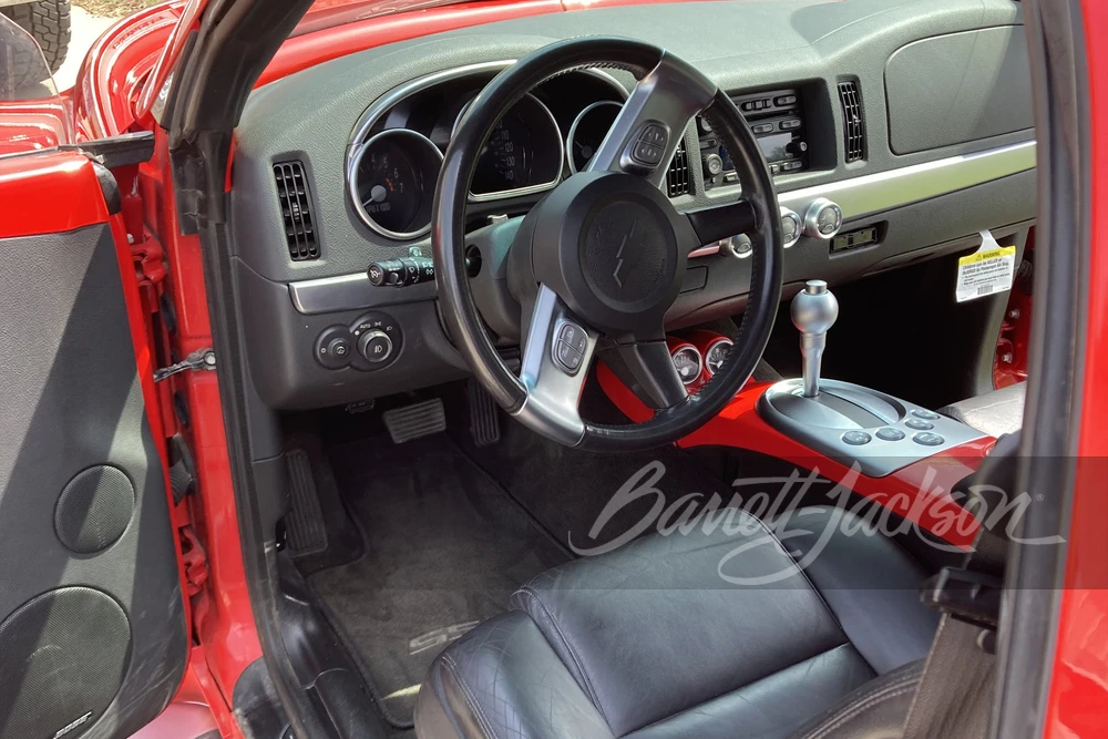 2004 Chevrolet SSR - Image 3 of 31