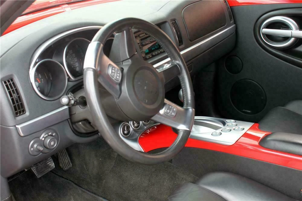 2004 Chevrolet SSR - Image 4 of 5