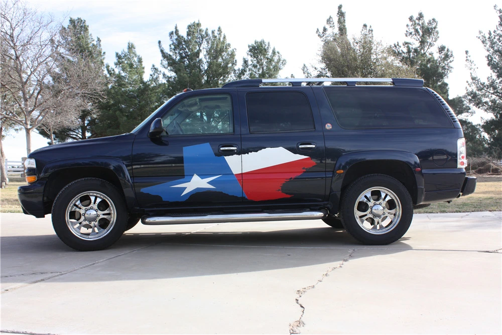 2004 Chevrolet Suburban 9th Gen - Image 2 of 3