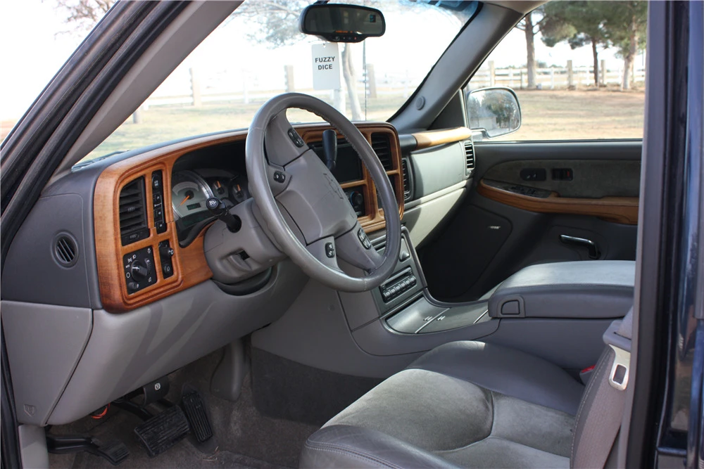 2004 Chevrolet Suburban 9th Gen - Image 3 of 3