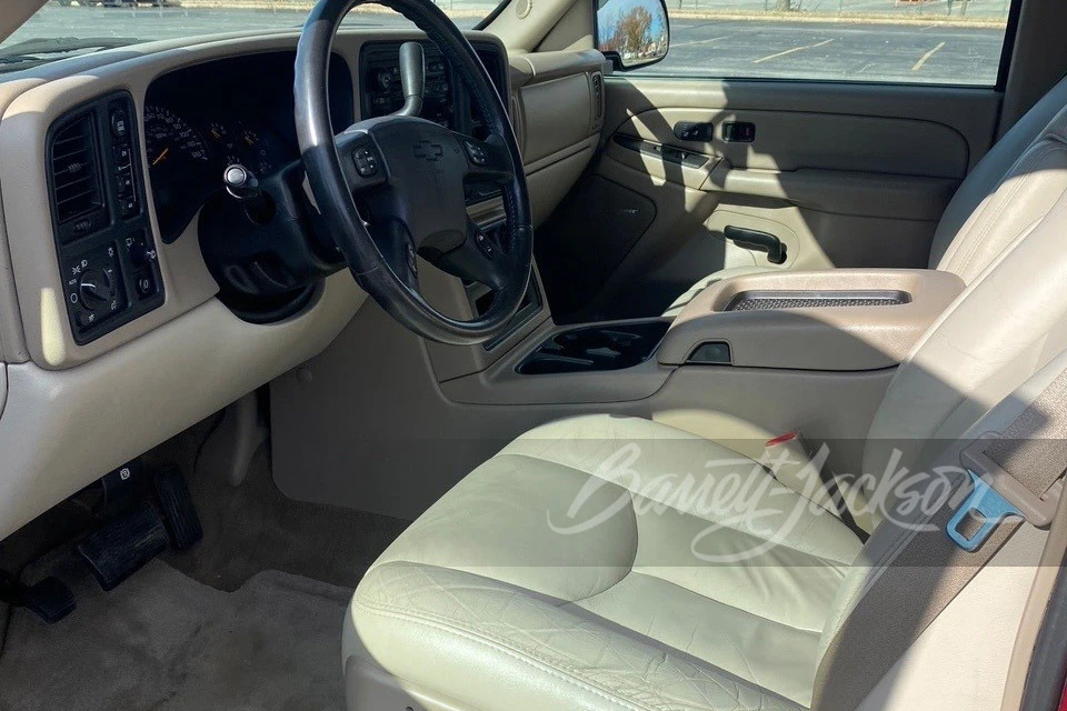 2004 Chevrolet Tahoe 2nd Gen - Image 3 of 14