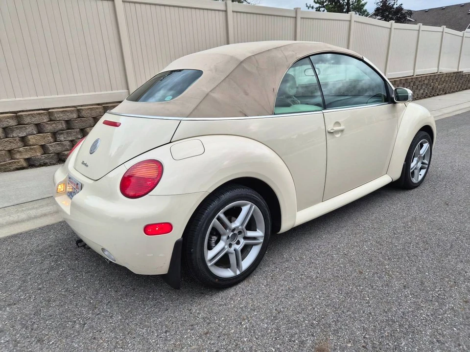 2004 Volkswagen New Beetle - Image 4 of 14