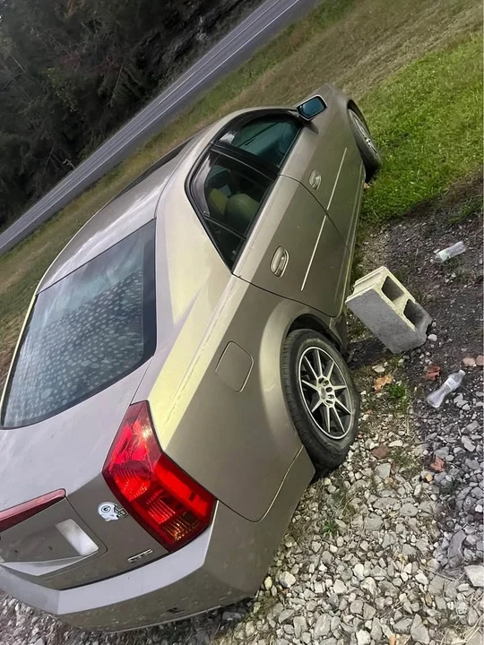2004 Cadillac CTS 1st Gen - Image 3 of 8