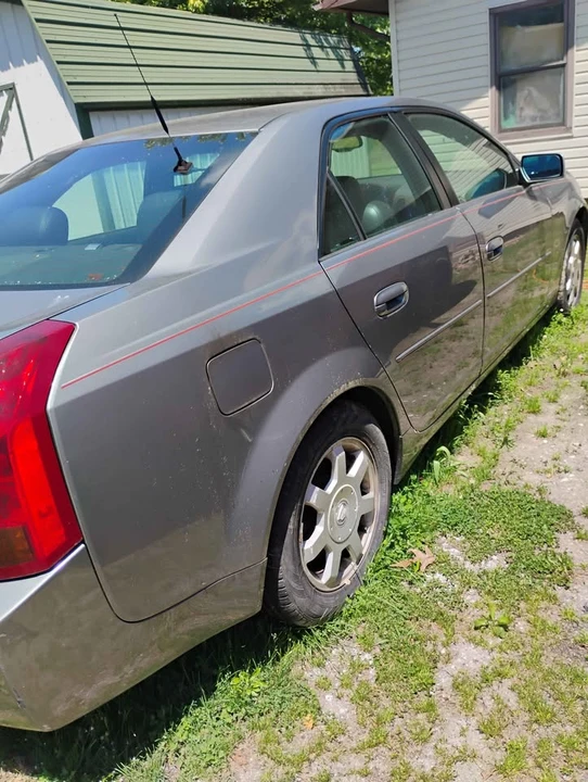 2004 Cadillac CTS 1st Gen - Image 6 of 10