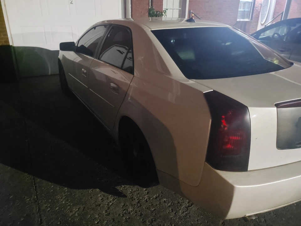 2004 Cadillac CTS 1st Gen - Image 4 of 5