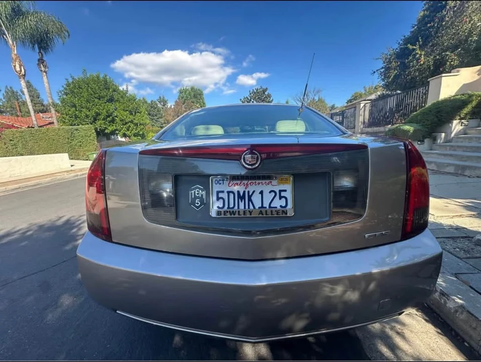 2004 Cadillac CTS 1st Gen - Image 14 of 17