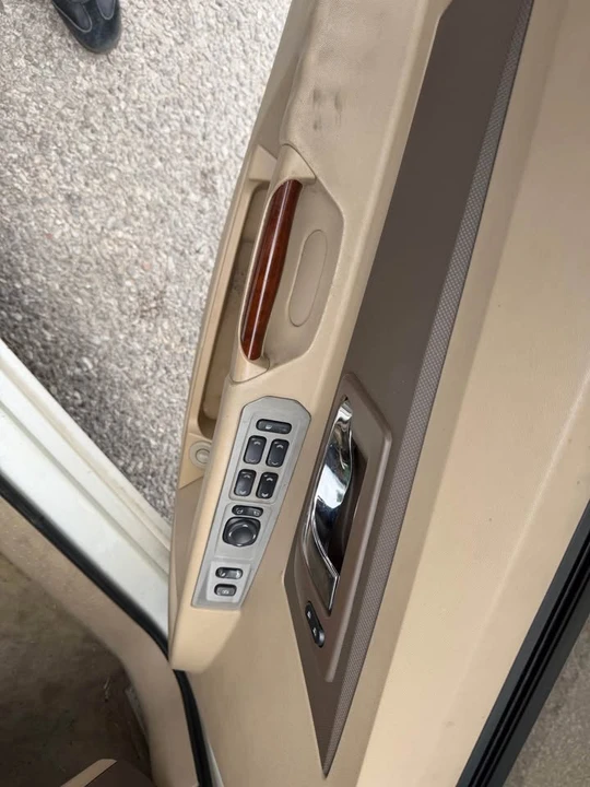 2004 Cadillac CTS 1st Gen - Image 15 of 15
