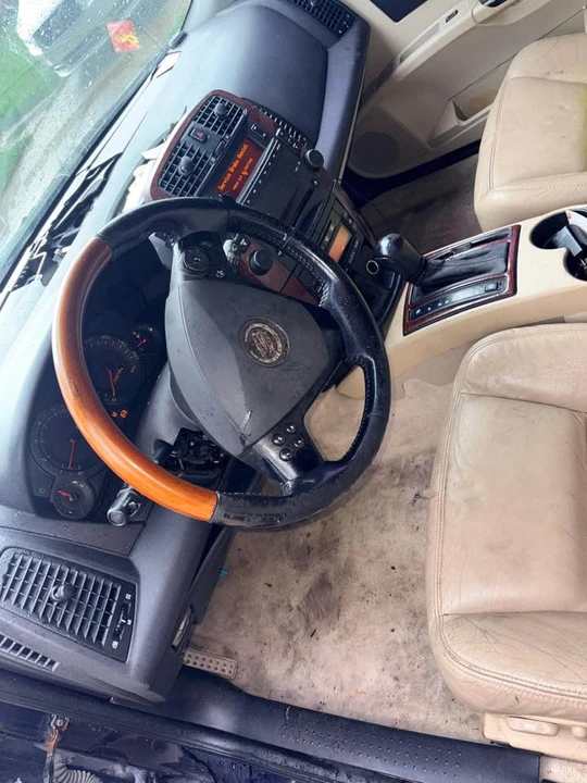 2004 Cadillac CTS 1st Gen - Image 5 of 6